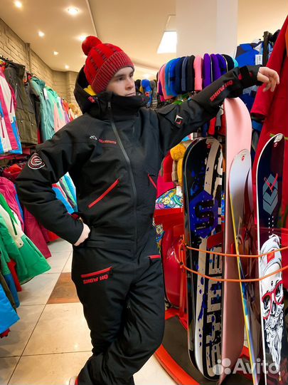 Комбинезон горнолыжный\сноубордический черный
