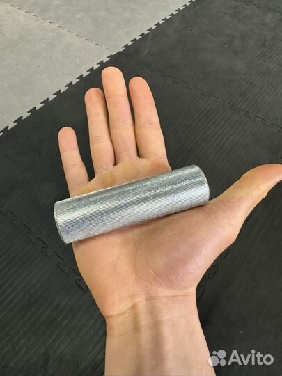 Продам гантели