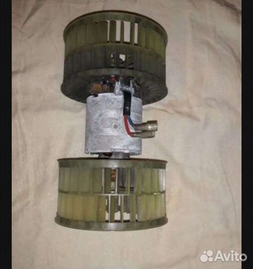 Моторчик печки на мерседес 124 3,2 - 2,8