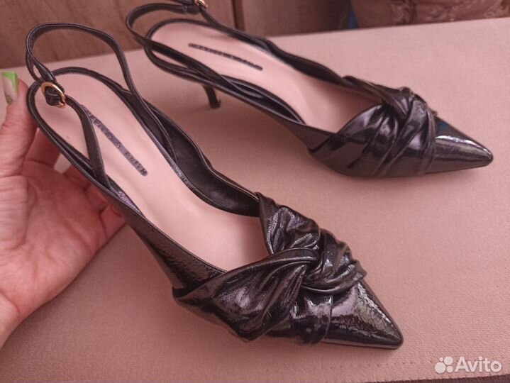 Мюли Charles & Keith новые 35,36 размеры