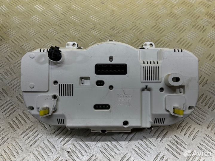 Щиток приборов (приборная панель) Toyota Rav 4