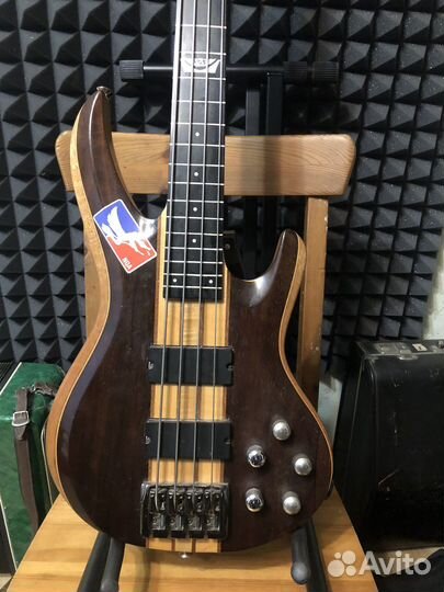 Бас гитара VGS cobra select