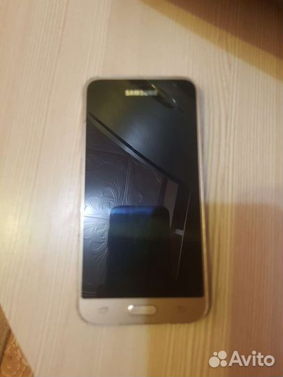 Телефон Samsung g 3 (2016)