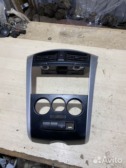 Центральная консоль Датсун