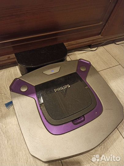 Робот пылесос Philips