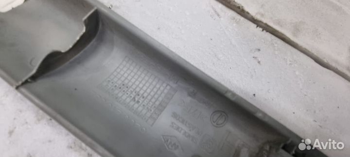 Обшивки передних стоек Renault Logan 1