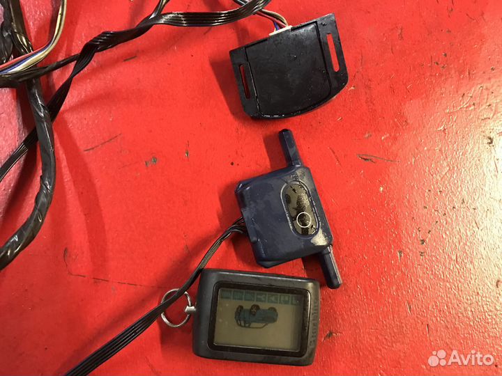 Сигнализация Starline c брелком