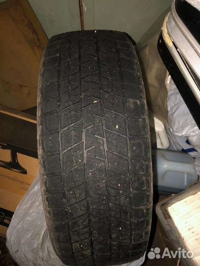 Bridgestone 613V 235/60 R18 107