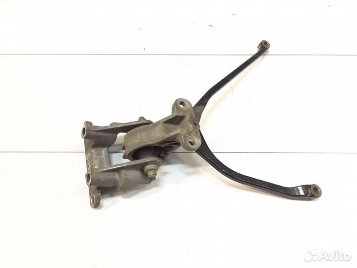 Subaru Legacy B14 легаси Крепление Опора Двигателя