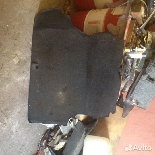 Коврик в багажник w208