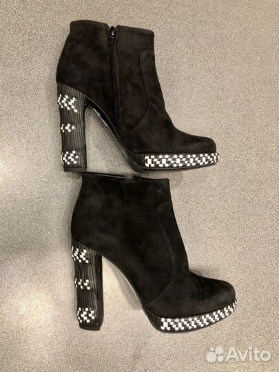 Ботильоны замшевые Lerre