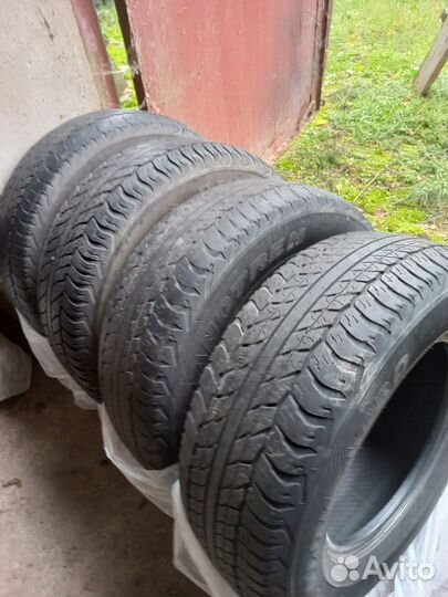 Dunlop Grandtrek AT20 275/65 R17