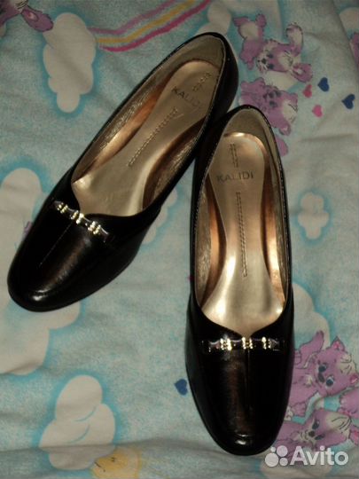 Новые демисезонные туфли