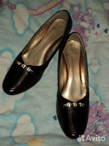 Новые демисезонные туфли