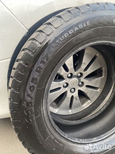GT Radial Champiro IcePro 225/65 R17