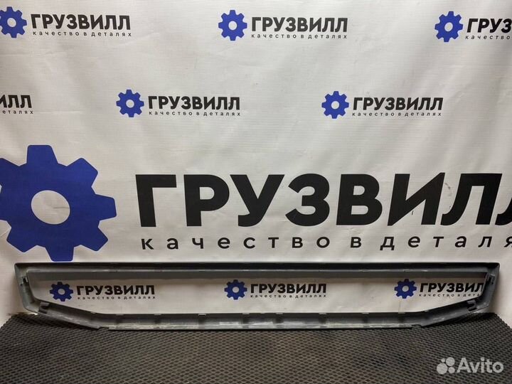 Накладка ступени бампера Volvo FH4 82180491