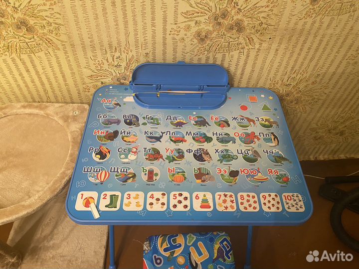 Детский стол и стул