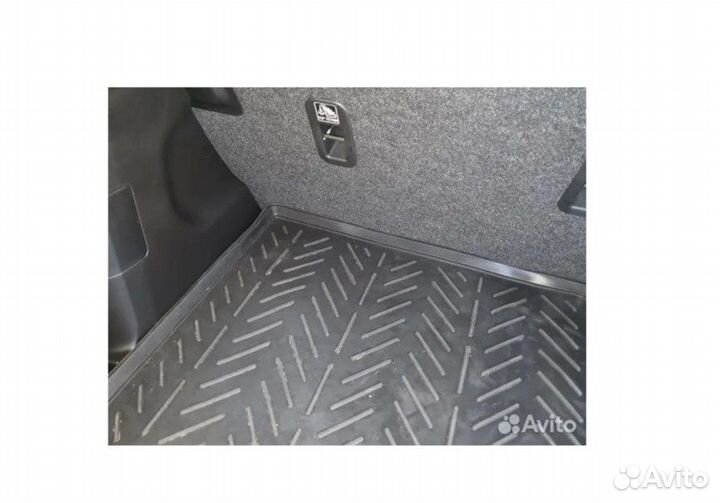 Коврик в багажник Suzuki Vitara (2015-н.в.) нижний