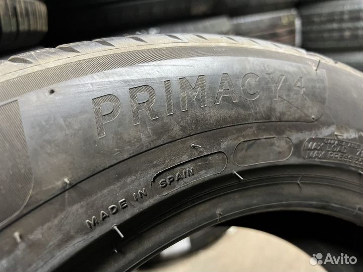 Michelin Primacy 4 215/60 R17