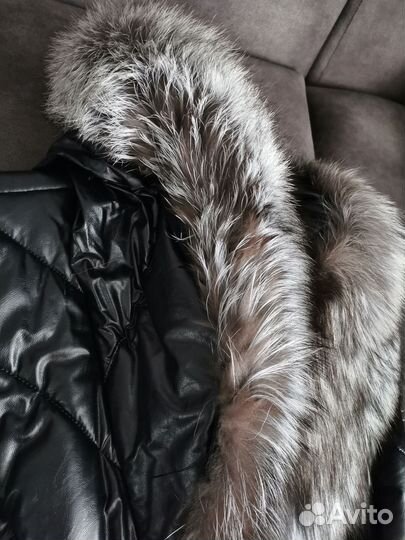 Меховой воротник чернобурка