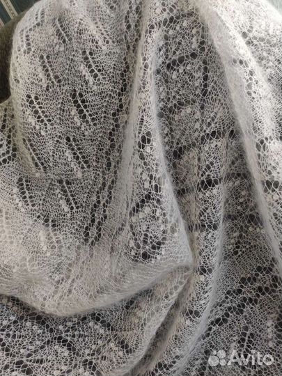 Палантин пуховый