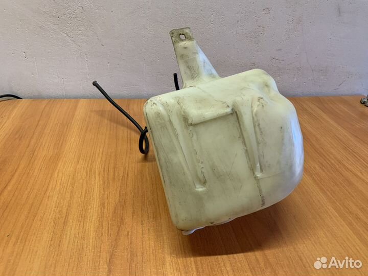 Бачок омывателя стекла Opel Vectra A Calibra A