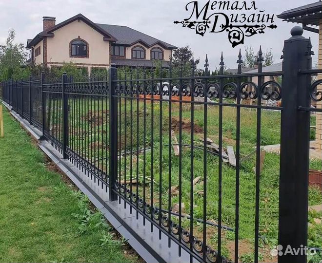 Заборы металлические кованые