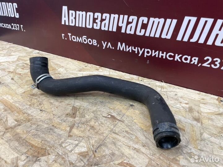 Верхний патрубок радиатора Renault Logan