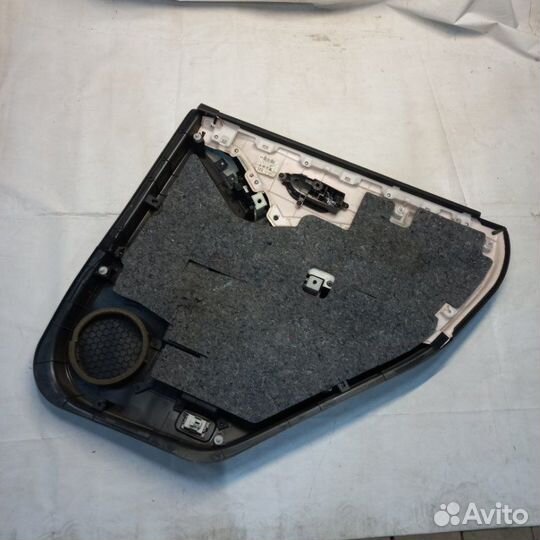 Обшивка двери задняя левая Nissan Murano Z51