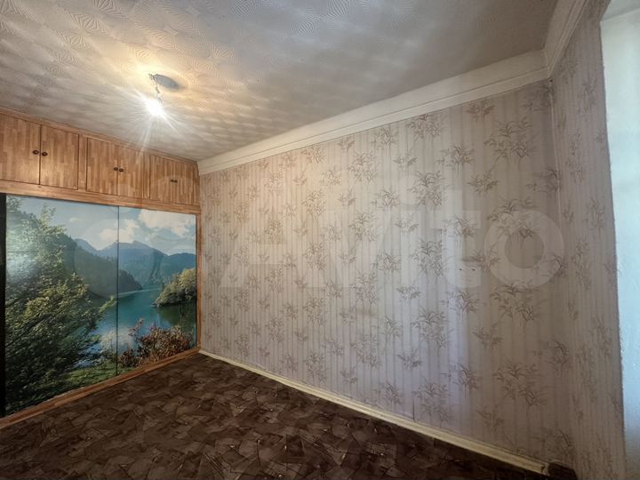 2-к. квартира, 43 м², 2/2 эт.