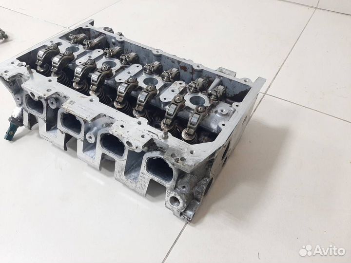 Головка блока цилиндров Skoda Rapid