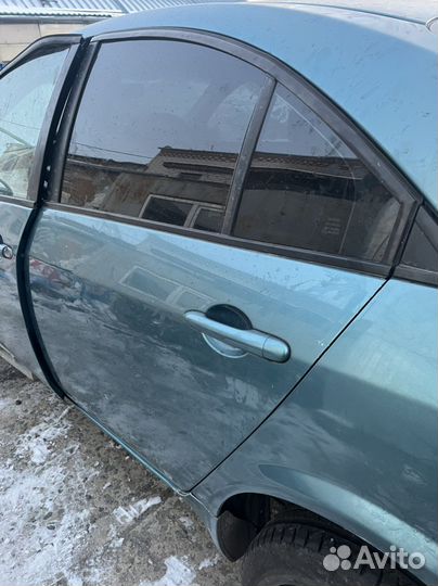 Дверь задняя левая Nissan Primera P12