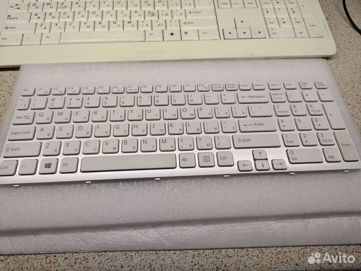 Клавиатура для Sony SVE15