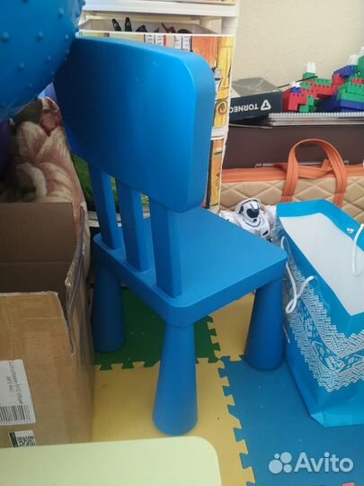 Детский стол и стулья IKEA