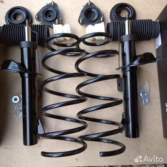 Стойки передние в сборе форд коннект новые
