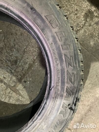 Bridgestone Blizzak DM-V1 23.5/60 R18