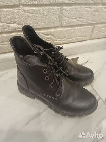 Ботинки на девочку