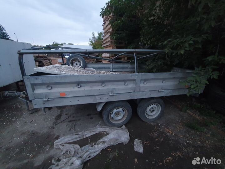 Прицеп легковой двухосный