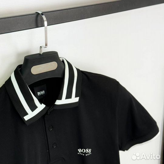 Мужской спортивный костюм