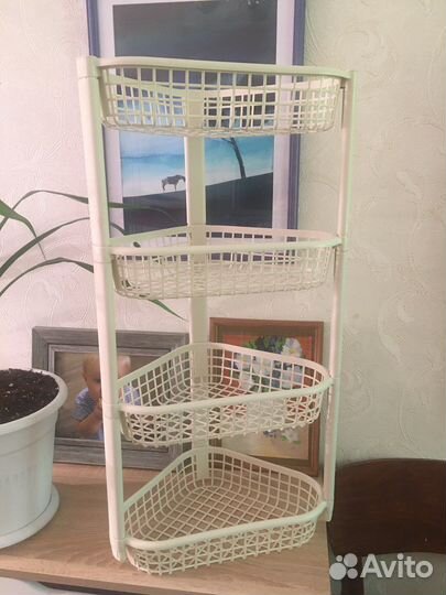 Корзина, этажерка, пластик