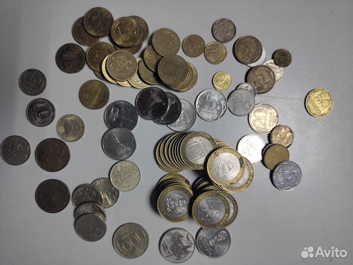 Юбилейные монеты