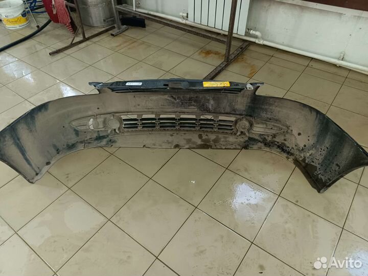 Передний бампер priora 1