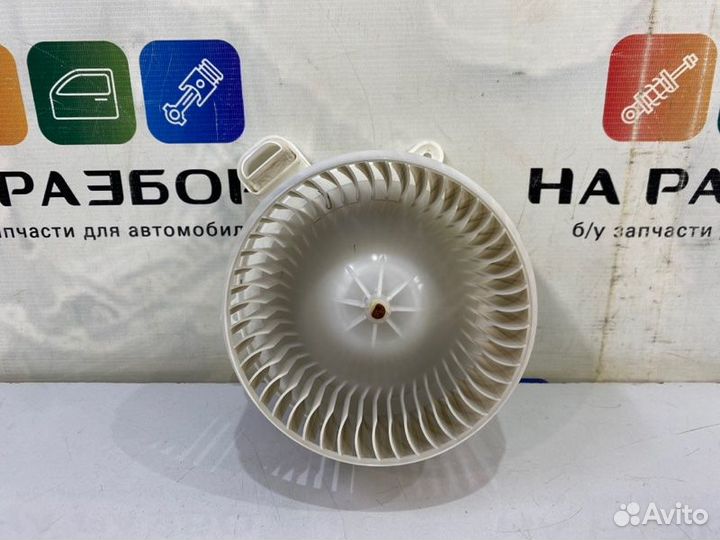 Мотор отопителя (печки) передний Toyota Land