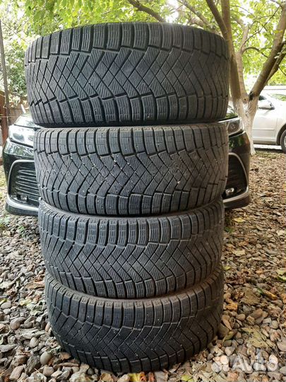 Pirelli Ice Zero 235/45 R18 H