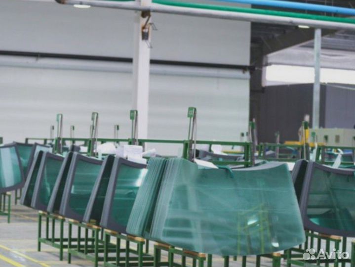 Стекло заднее цельное Caterpillar