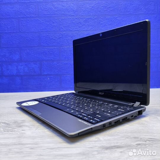 Нетбук Acer Aspire One 721-128ki