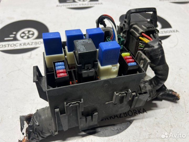 Блок предохранителей Mercedes-Benz X-Class W470