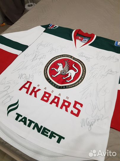 Джерси ак барс с автографами