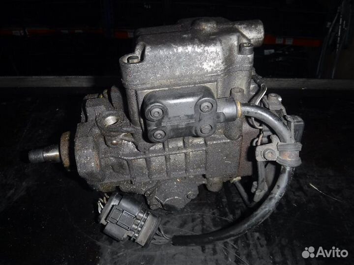 Топливный насос тнвд Volkswagen Golf