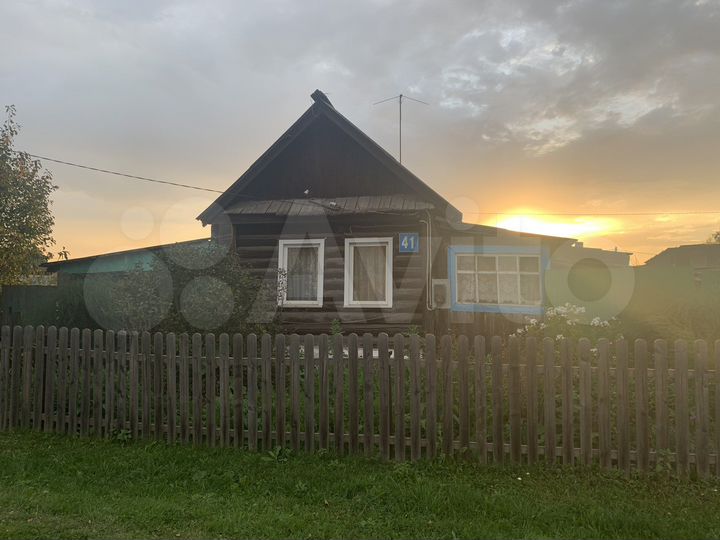 Дом 34,4 м² на участке 10,8 сот.